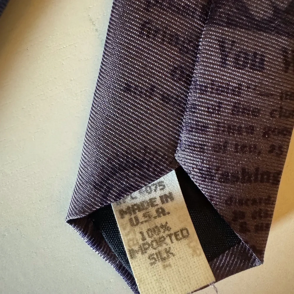 Vintage Resilio silk necktie with baseball player and old advertisements